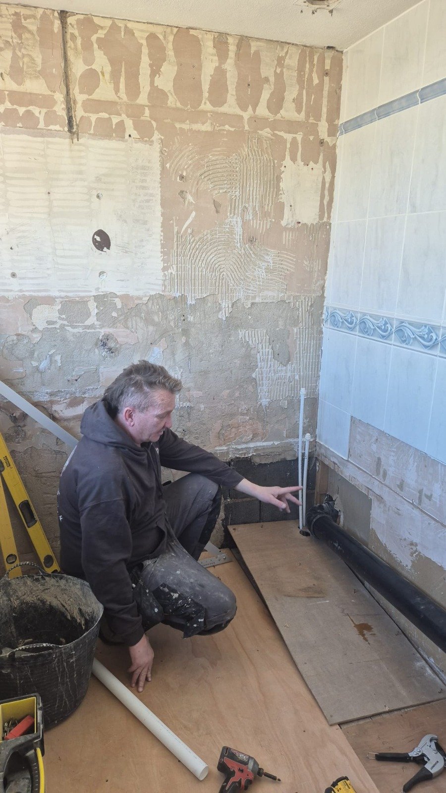 Kitchen and bathroom installation